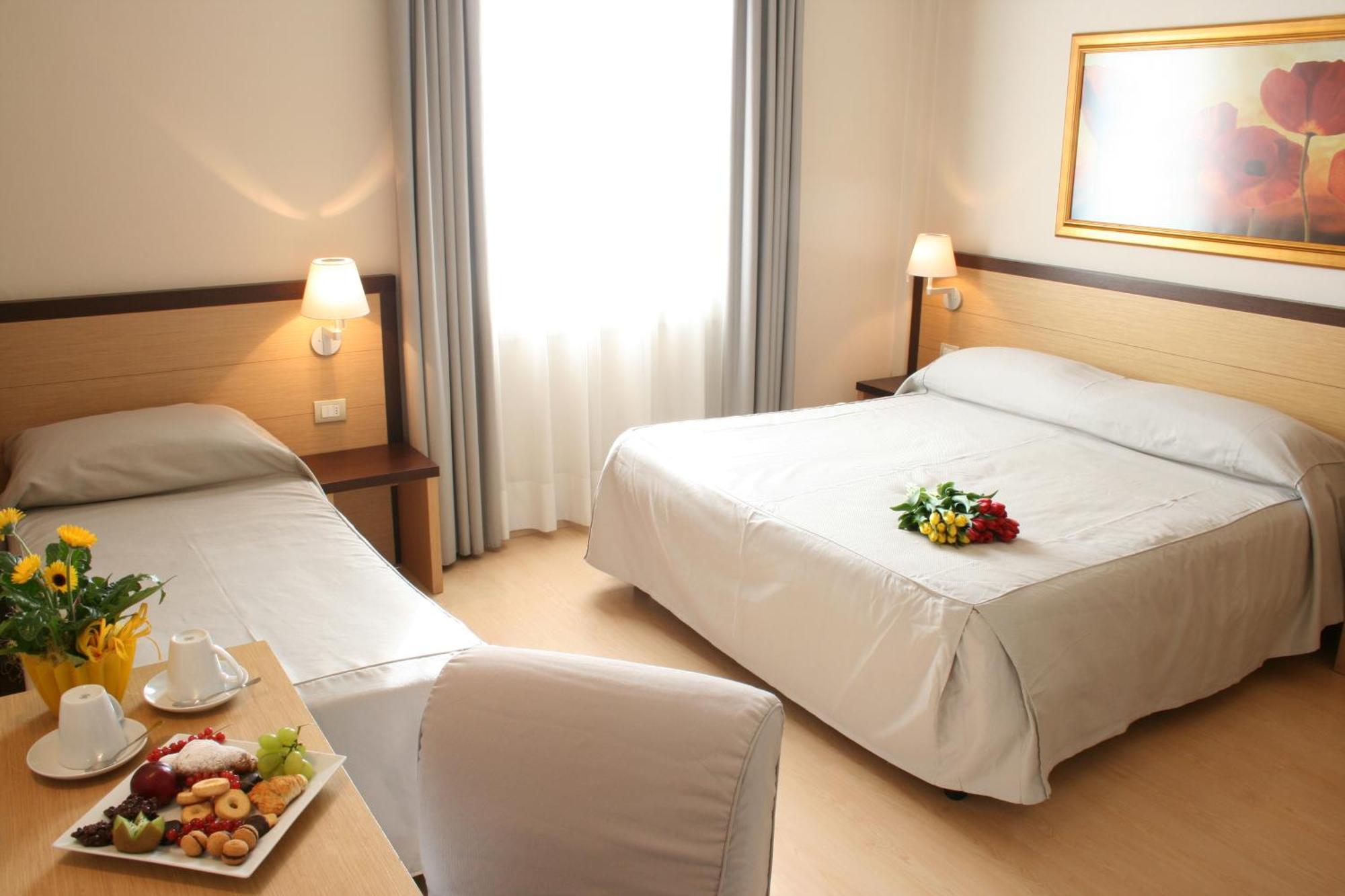 Hotel San Martino Darfo Boario Terme Exterior photo