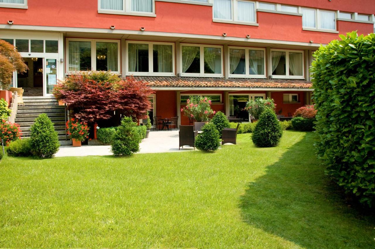 Hotel San Martino Darfo Boario Terme Exterior photo
